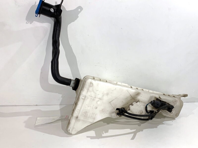 Nádobka ostřikovačů Volvo XC60 II (246) 2017 - 2022 31699968