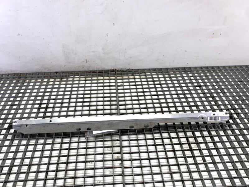 Výztuha horní Volvo XC60 II (246) 2017 - 2022 31448888