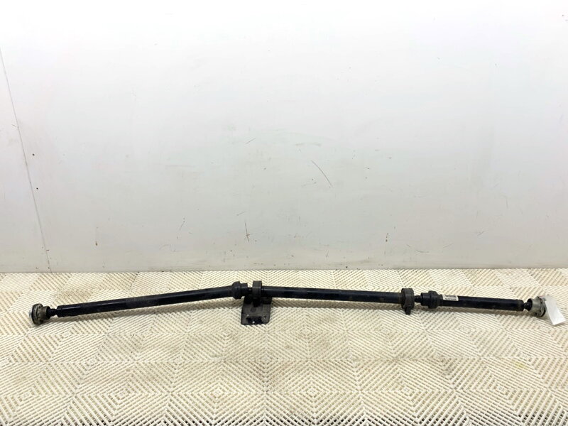 Hnací hřídel zadní Volvo XC60 II (246) 2017 - 2022 31492145