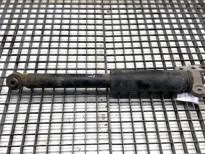 Tlumič pravý zadní Opel Insignia B Sports Tourer (Z18) 2017 - 2022