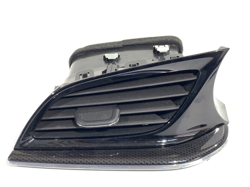 Mřížka ventilace levá přední Opel Insignia B Sports Tourer (Z18) 2017 - 2022 YR002011