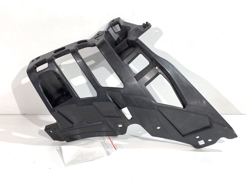 Držák nárazníku pravý přední Suzuki Swift VI (ZD_, ZC_) 2023 - 71782-69T0