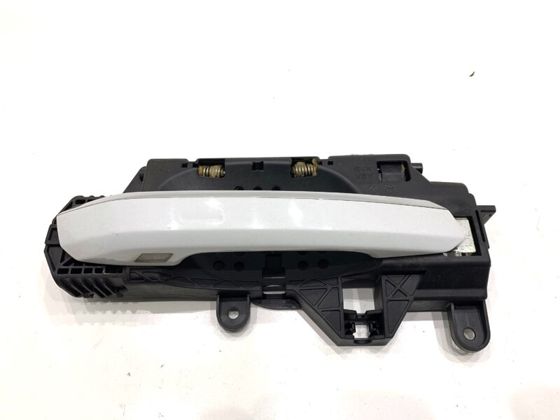 Klika vnější pravá zadní Audi A4 Allroad B9 (8WH, 8WJ) 2016 - 2022 8W0837812A