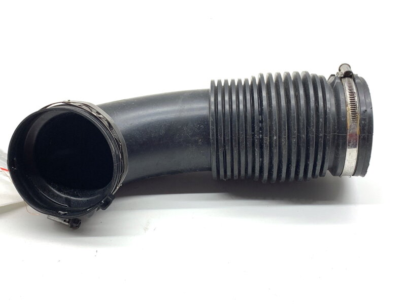 Vzduchové potrubí Mercedes-benz Class GLA (X156) 2013 - 2022 A6510902242