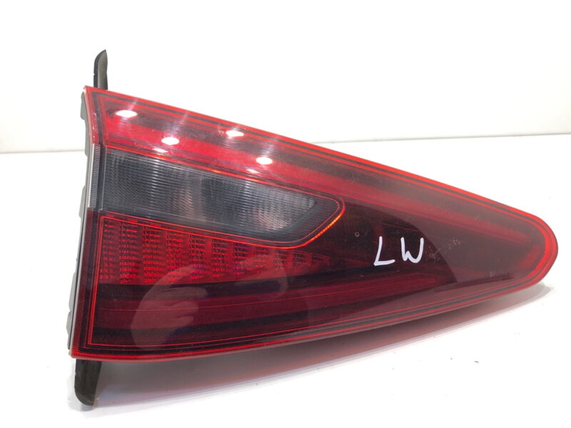 Světlo zadní levé vnitřní Alfa Romeo Stelvio (949_) 2016 - 2022 00505531790