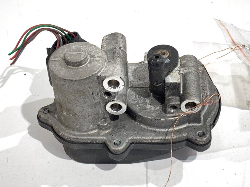 Regulátor klapek sacího potrubí Audi A4 B8 (8K2) 2007 - 2015 03L129086