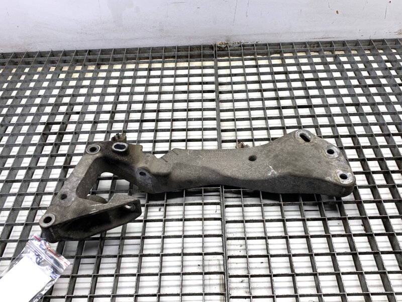 Držák převodovky převodů BMW 3 Touring (F31) 2012 - 2019 6769281