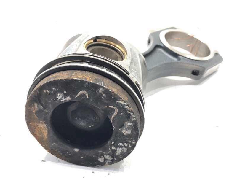 Píst S ojnicí Mercedes-benz Class GLA (X156) 2013 - 2022 65100