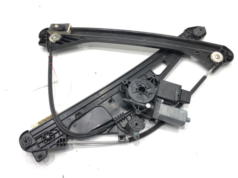 Stahovačka okna levá přední Peugeot 3008 SUV (MC_, MR_, MJ_, M4_) 2016 - 2022 9840196980