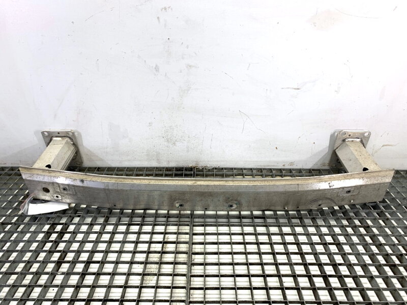 Výztuha nárazníku přední Peugeot 3008 SUV (MC_, MR_, MJ_, M4_) 2016 - 2022 9824513780