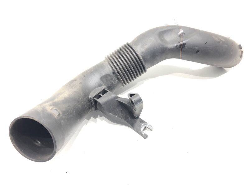 Vzduchové potrubí Peugeot 3008 SUV (MC_, MR_, MJ_, M4_) 2016 - 2022 9820908580