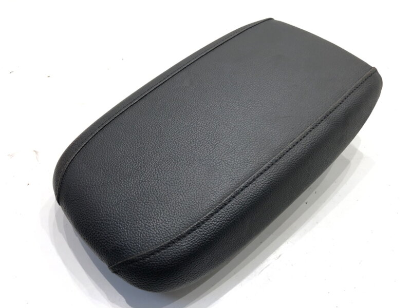 Loketní opěrka KIA Ceed (CD) 2018 - 2022