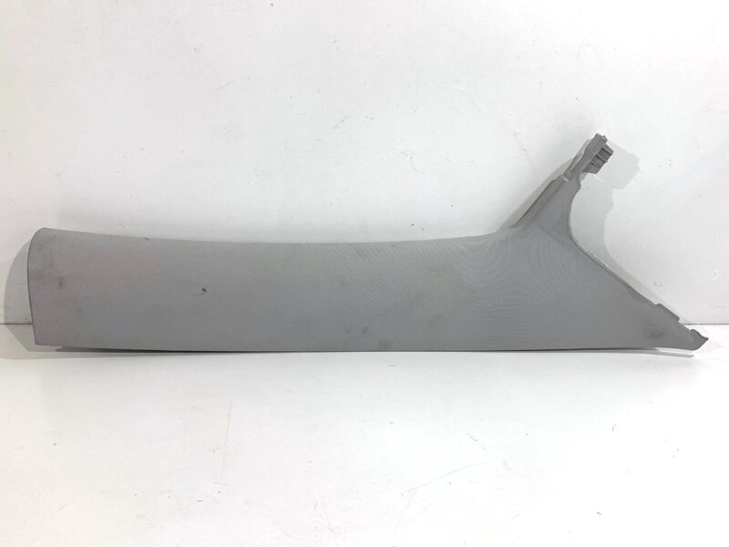Kryt sloupku pravý Tesla Model Y (5YJY) 2019 - 2022 1622216-00-C