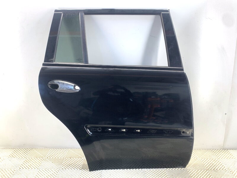 Dveře pravé zadní Mercedes-benz Class GL (X164) 2006 - 2012 040