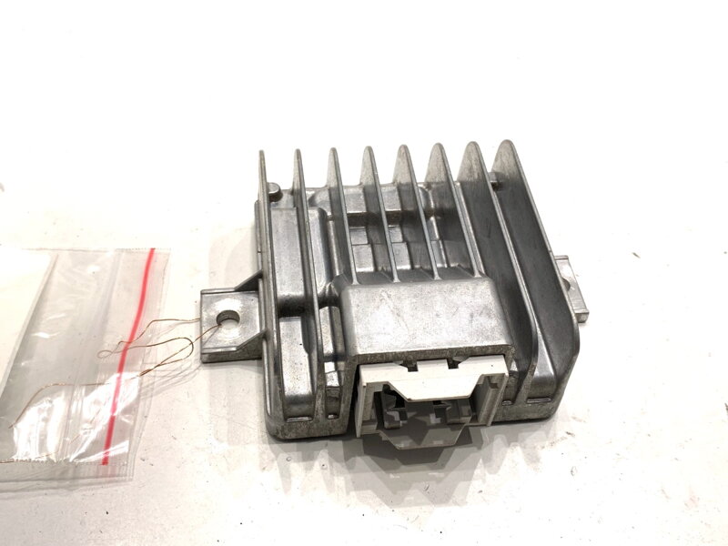 Zesilovač Mercedes-benz Esprinter (B910) 2020 - 2022 A2439008400