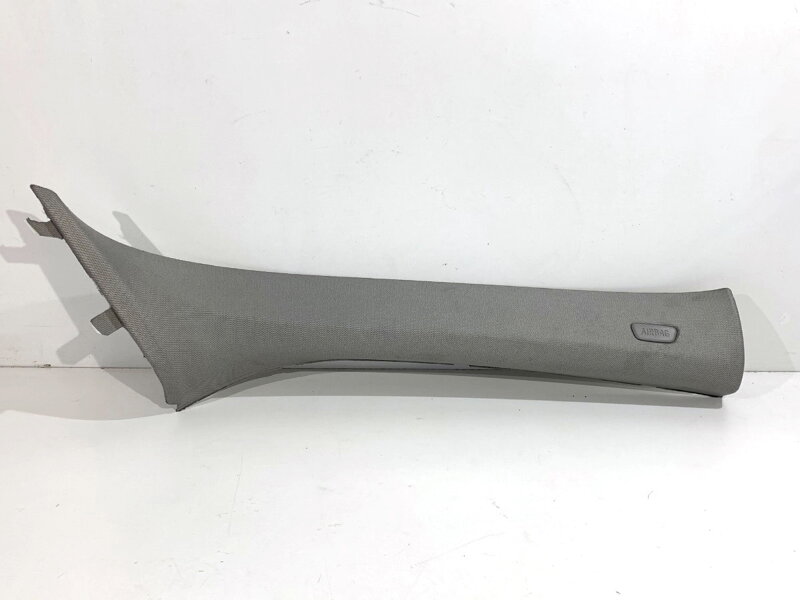 Kryt sloupku pravý BMW X1 (F48) 2014 - 2022 7402608