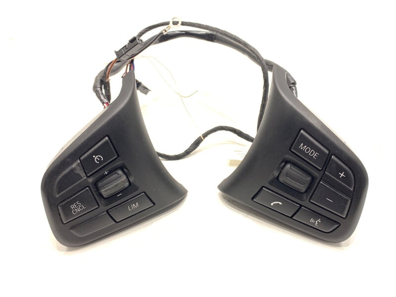 Přepínače volantu BMW X1 (F48) 2014 - 2022 9326473