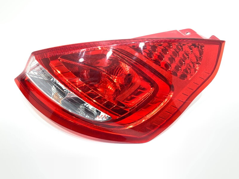 Světlo pravé zadní Ford Fiesta VI (CB1, CCN) 2008 - 2022 8A61-13404-A