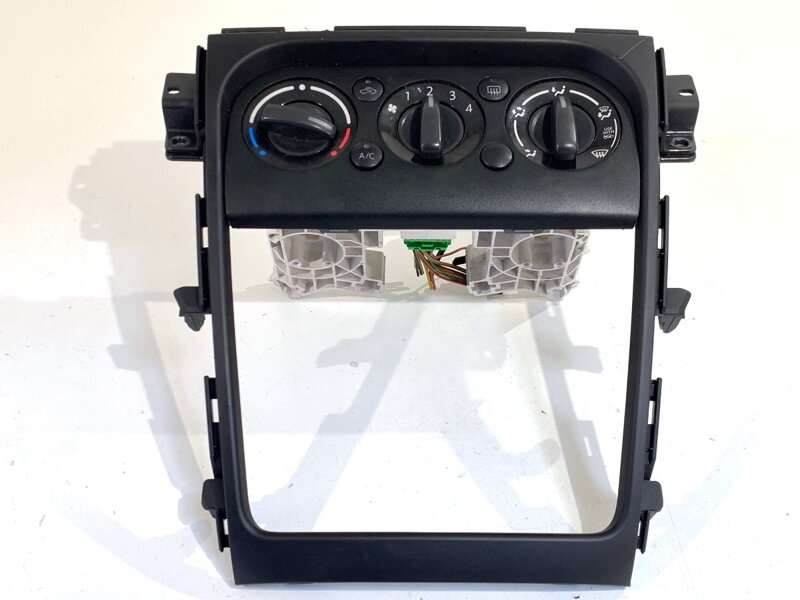 Panel ovládání ventilace Suzuki SX4 (EY, GY) 2006 - 2022