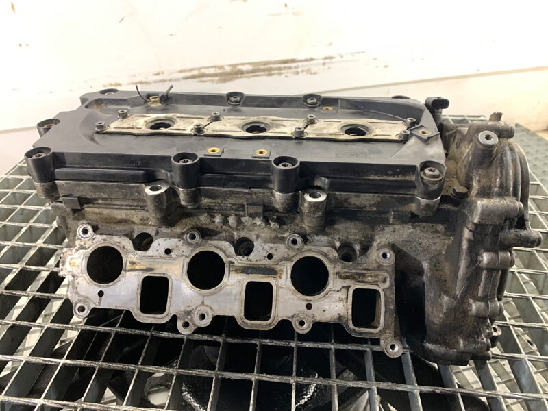 Hlava válců pravá VW Touareg (7LA, 7L6, 7L7) 2002 - 2013