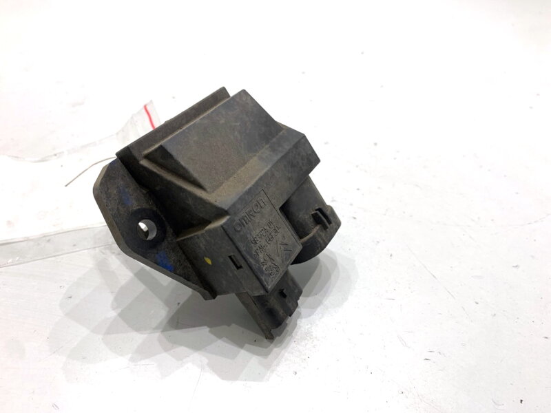 Modul ventilátoru Peugeot 508 I (8D_) 2010 - 2018 98372A01
