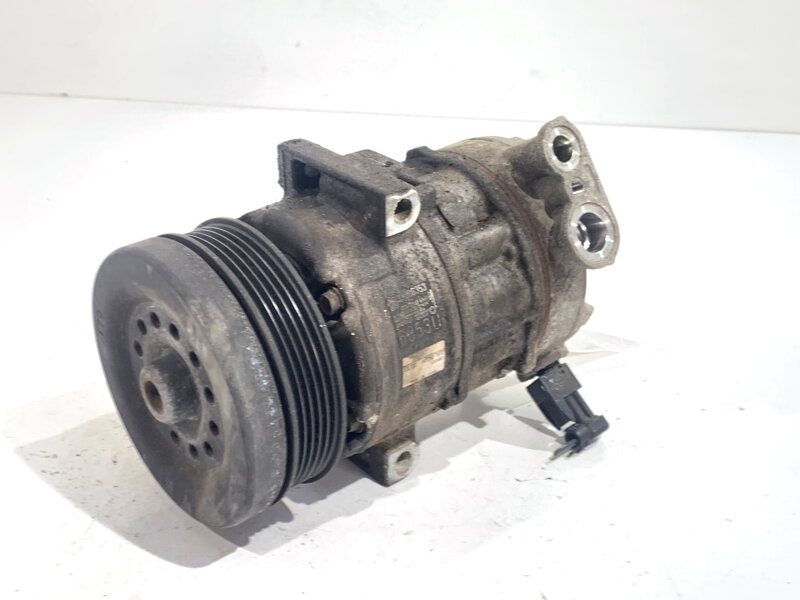 Kompresor klimatizace Opel Corsa E (X15) 2014 - 2022 39006353