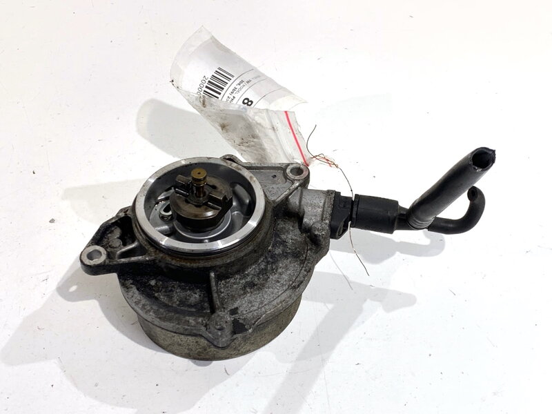 Čerpadlo podtlak VW Phaeton (3D1, 3D2, 3D3, 3D4, 3D6, 3D7, 3D8, 3D9) 2002 - 2016 057145100AE