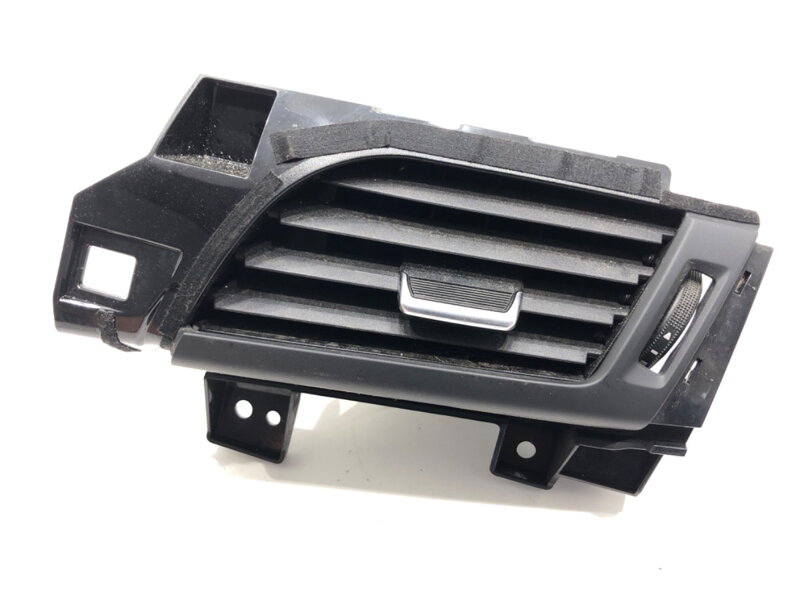 Mřížka ventilace pravá přední Nissan Qashqai III (J12) 2021 - 2022