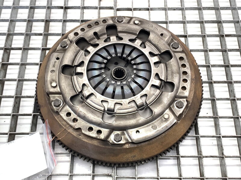 Kompletní spojka Alfa Romeo 159 (939_) 2005 - 2012 121008910