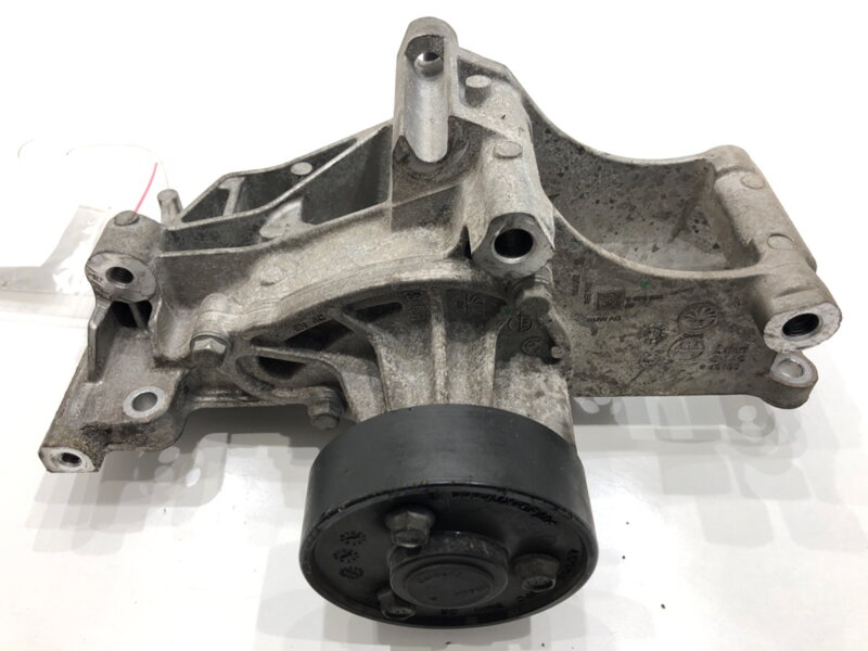 Čerpadlo vody BMW X5 (G05, F95) 2018 - 8575624