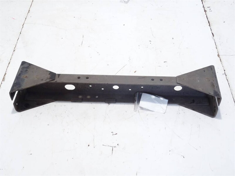 Výztuha rámu zadní Nissan Cabstar (F24M, F24W) 2006 - 2013