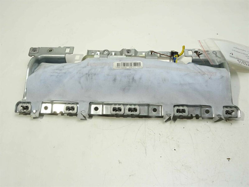 Airbag kolenní řidiče Audi A8 D3 (4E2, 4E8) 2002 - 2010 4E0880842A