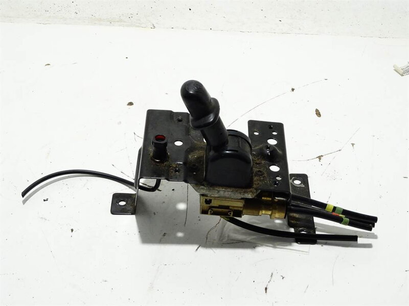 Ventil ruční brzdy Renault Trucks Premium 2 2005 - 2022 7420813850