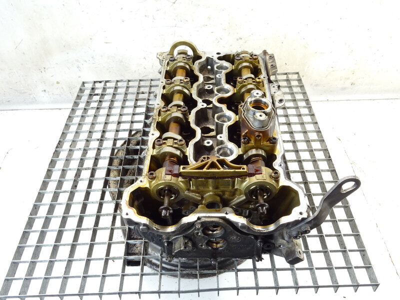 Hlava válců pravá BMW 7 (F01, F02, F03, F04) 2008 - 2015 N63B44A 7573936