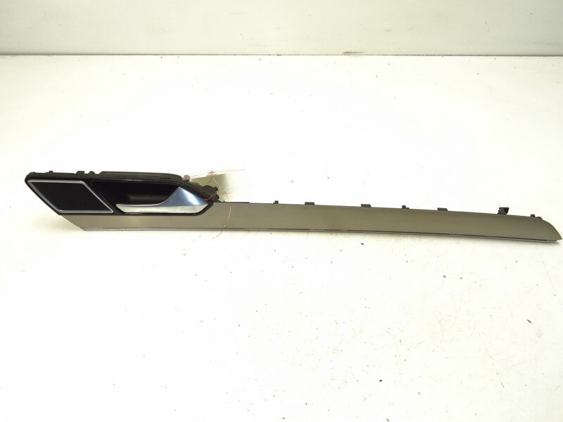 Klika zadní pravá vnitřní VW Passat B8 Variant (3G5, CB5) 2014 - 2022