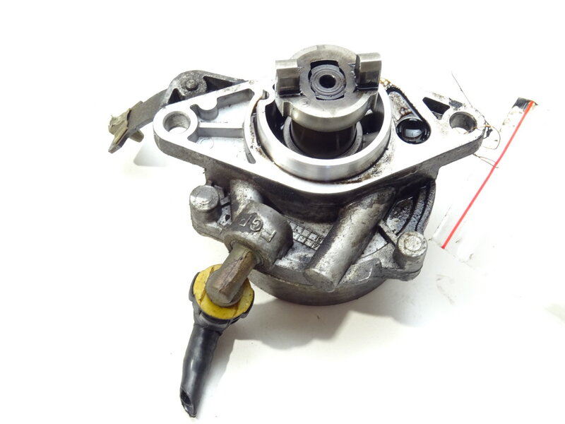 Čerpadlo podtlak Opel Tigra Twintop (X04) 2004 - 2010