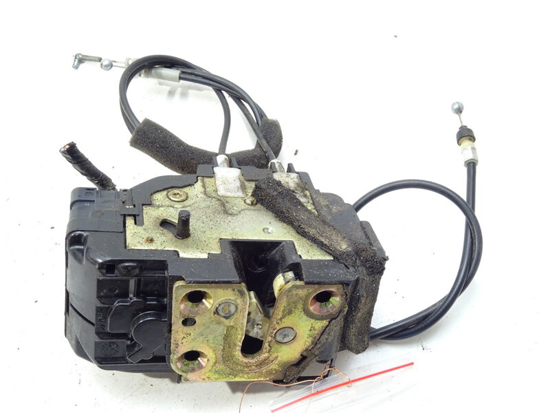 Zámek zadní pravý Nissan Murano I (Z50) 2002 - 2009