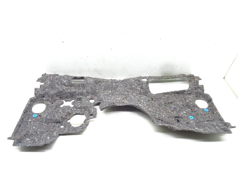 Kryt plstěná stěny dělící Lexus RC (_C1_) 2014 - 2022