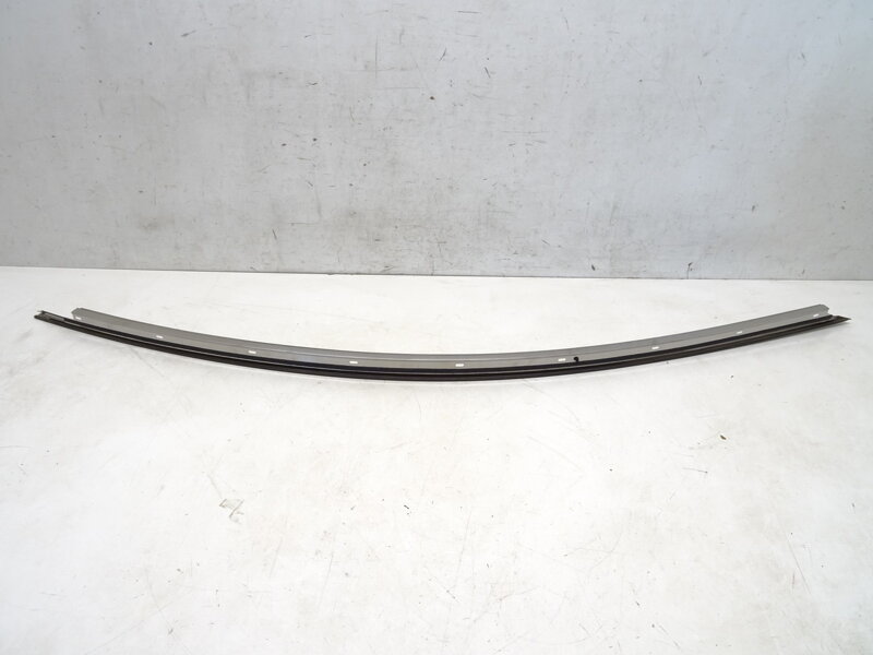 Lišta dveří přední pravá Lexus RC (_C1_) 2014 - 2022