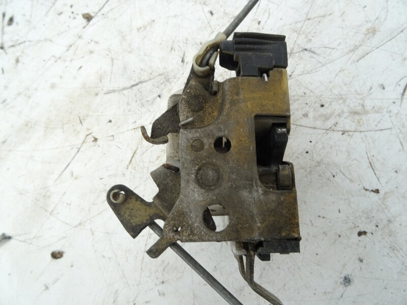 Zámek přední levý Citroen Jumper Autobus (230P) 1994 - 2002