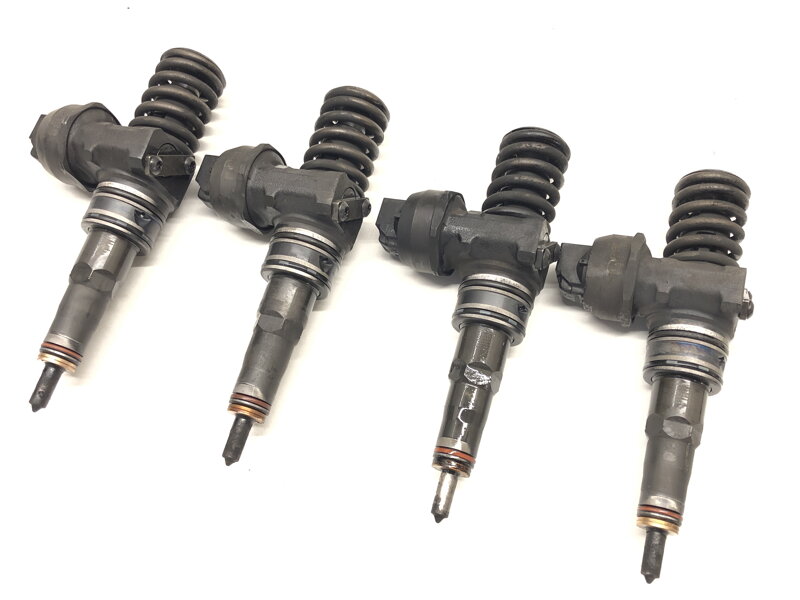 Vstřikovače Audi A3 (8P1) 2003 - 2013 038130073AG