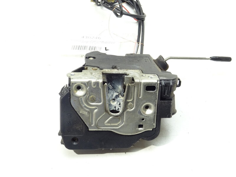 Zámek přední pravý Mercedes-benz Class C Coupe (CL203) 2001 - 2011 004138112612