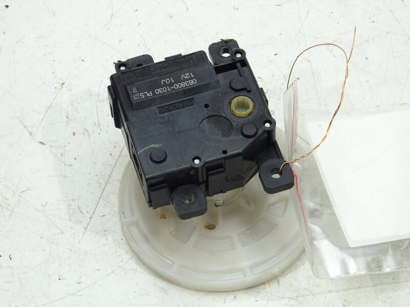 Motorek radiátoru topení Toyota Land Cruiser 200 (_J2_) 2007 - 2022 063800-1030