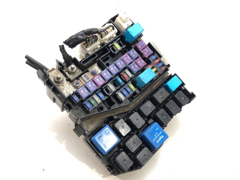 Pojistková skříňka Mazda CX-9 (TB) 2006 - 2022