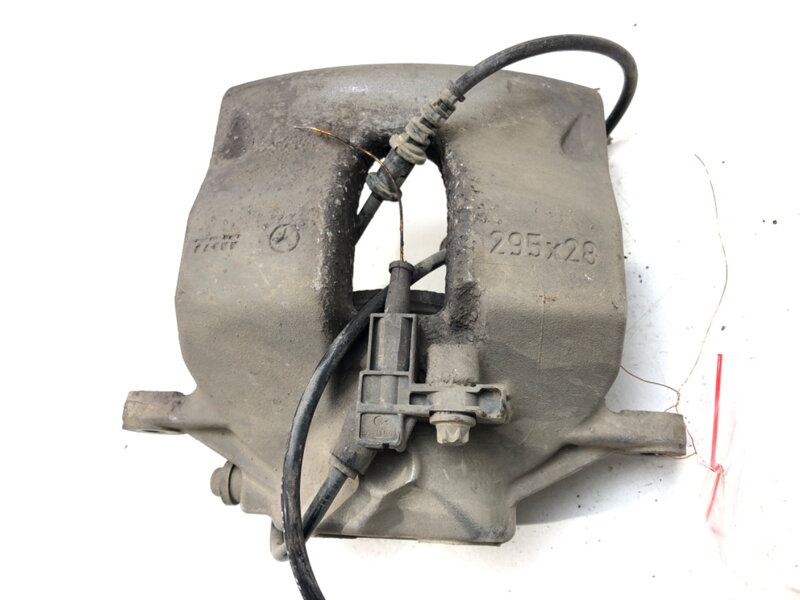 Brzdový třmen přední pravý Mercedes-benz Class E T-model (S212) 2009 - 2016