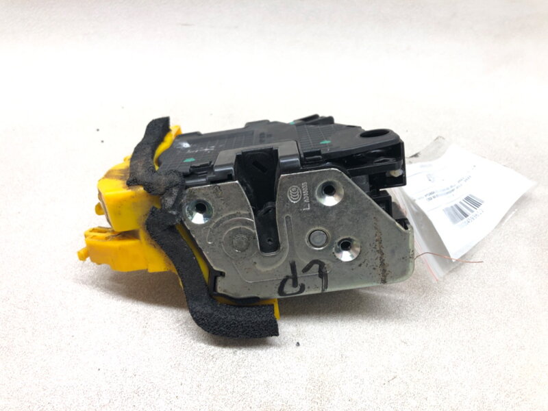 Zámek přední levý Hyundai I30 Kombi (GD) 2012 - 2022 81310-A6000