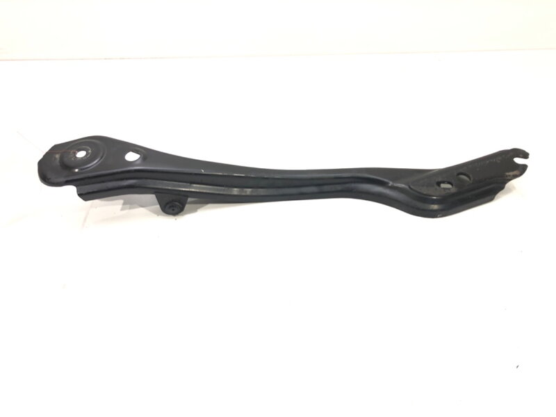 Držák konzole zadního zavěšení Chevrolet Camaro 2015 - 2022 C23227494