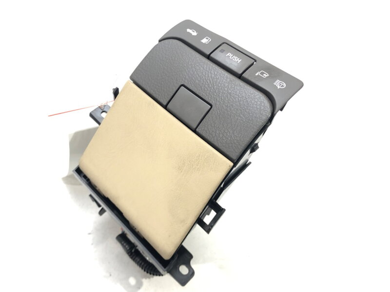 Panel přepínače schránka Lexus GS (_S19_) 2005 - 2012 84010-30310