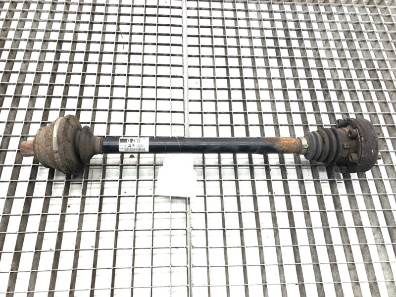 Poloosa zadní levá Audi A8 D3 (4E2, 4E8) 2002 - 2010 4E0501203D