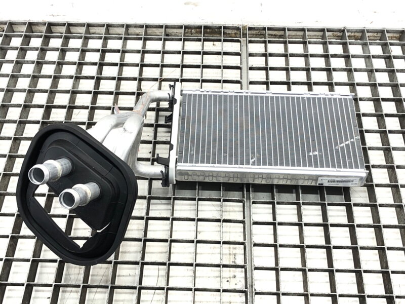 Radiátor topení BMW 3 (F30, F80) 2011 - 2018